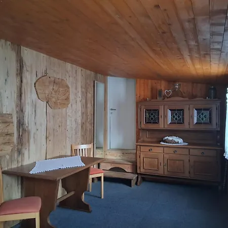 Zimer Nada 아파트